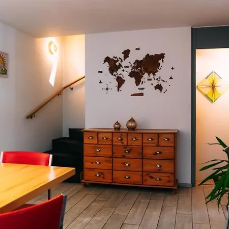 度假居 Swiss House With Mountain Views 迈林根