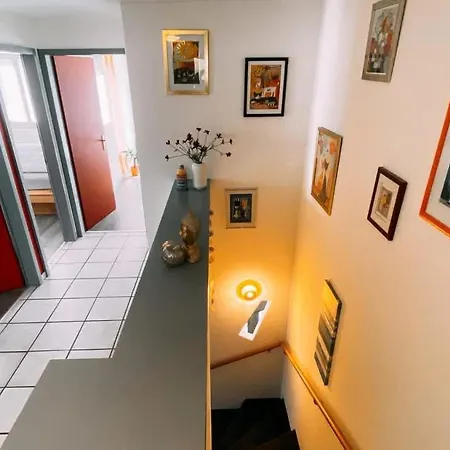 度假居 Swiss House With Mountain Views *