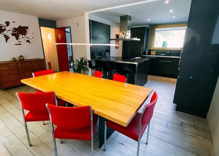 Swiss House With Mountain Views 別荘