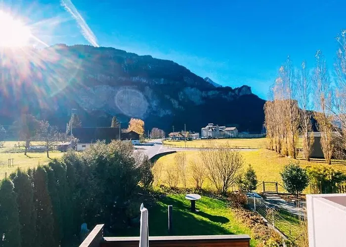 Swiss House With Mountain Views Nyaraló